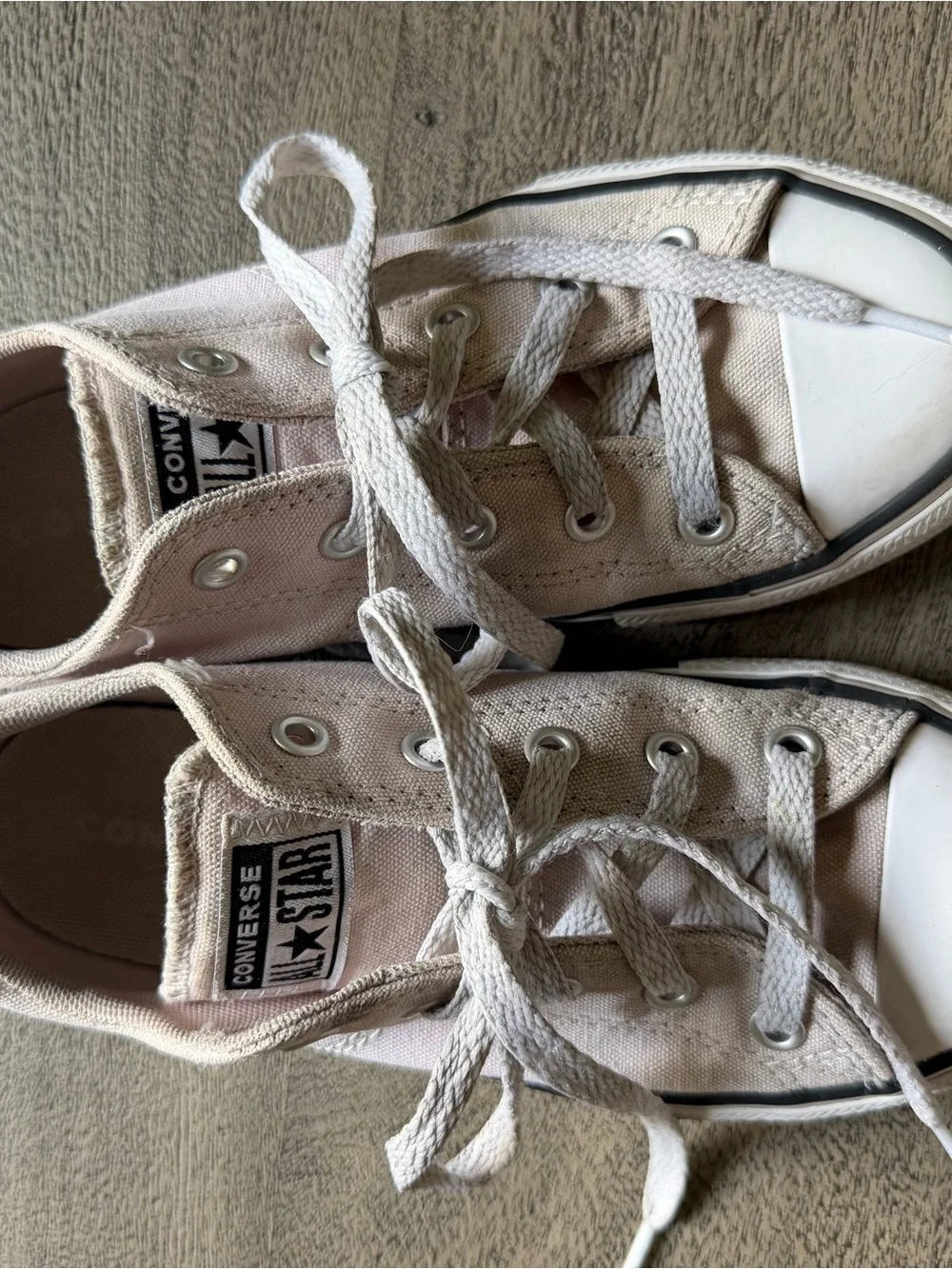 Converse Kids Low-Top Canvas Sneakers in Light Beige